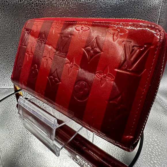 Pink and red Louis Vuitton Rayures Vernis long wallet EUC (With BOX & DU… - Picture 4 of 11